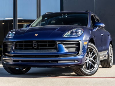 2026 Porsche Macan Base