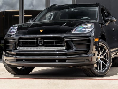 2026 Porsche Macan Macan