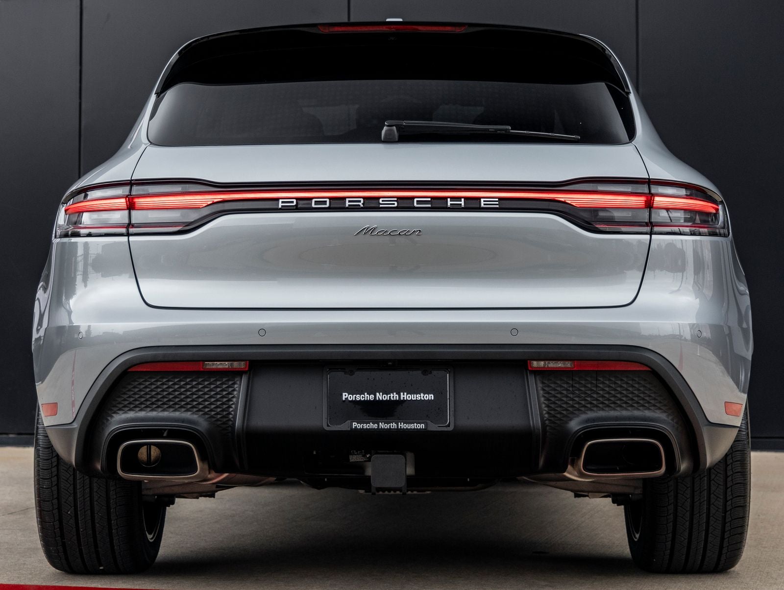 2026 Porsche Macan AWD