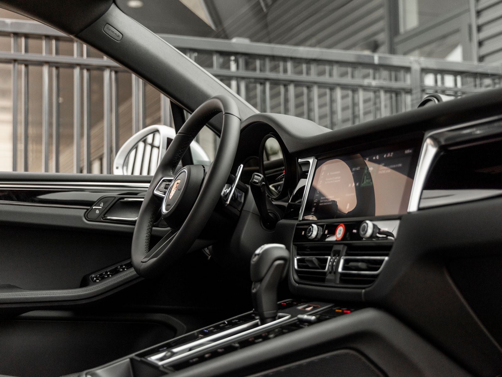 2026 Porsche Macan AWD