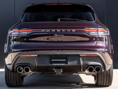 2026 Porsche Macan Base