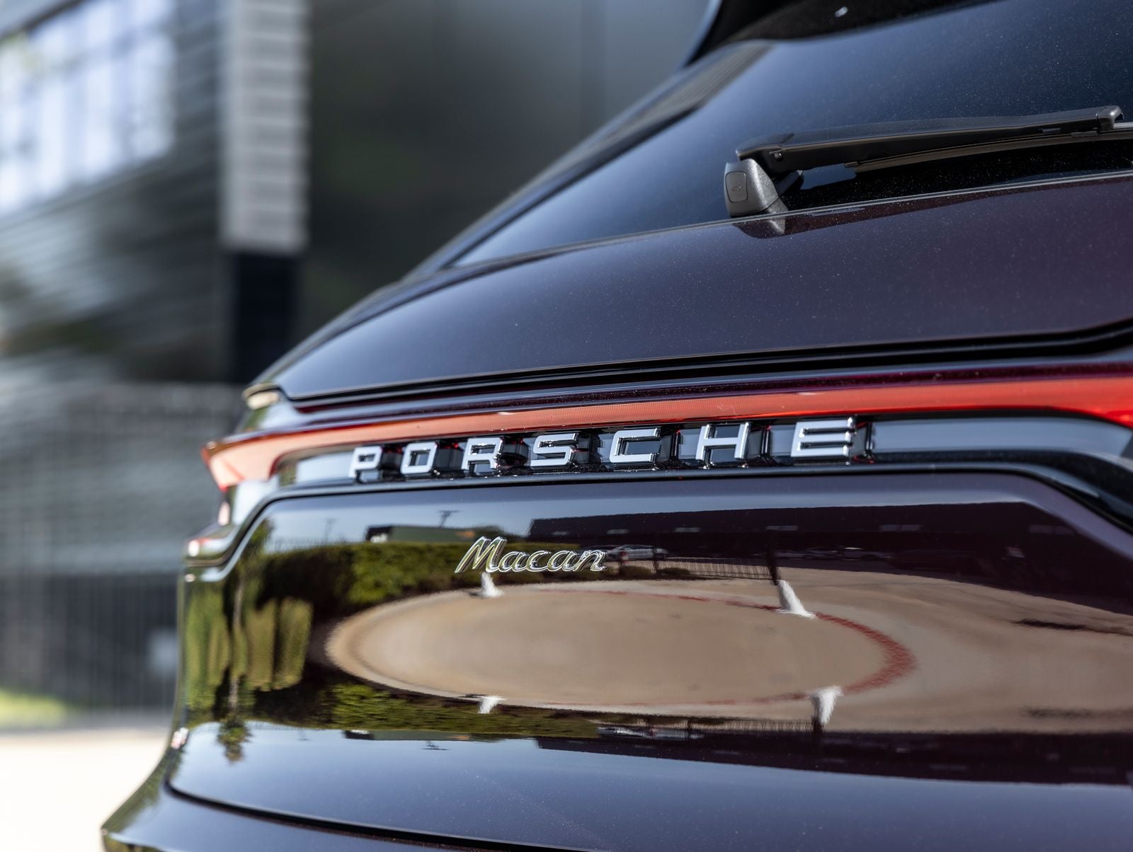 2026 Porsche Macan Base