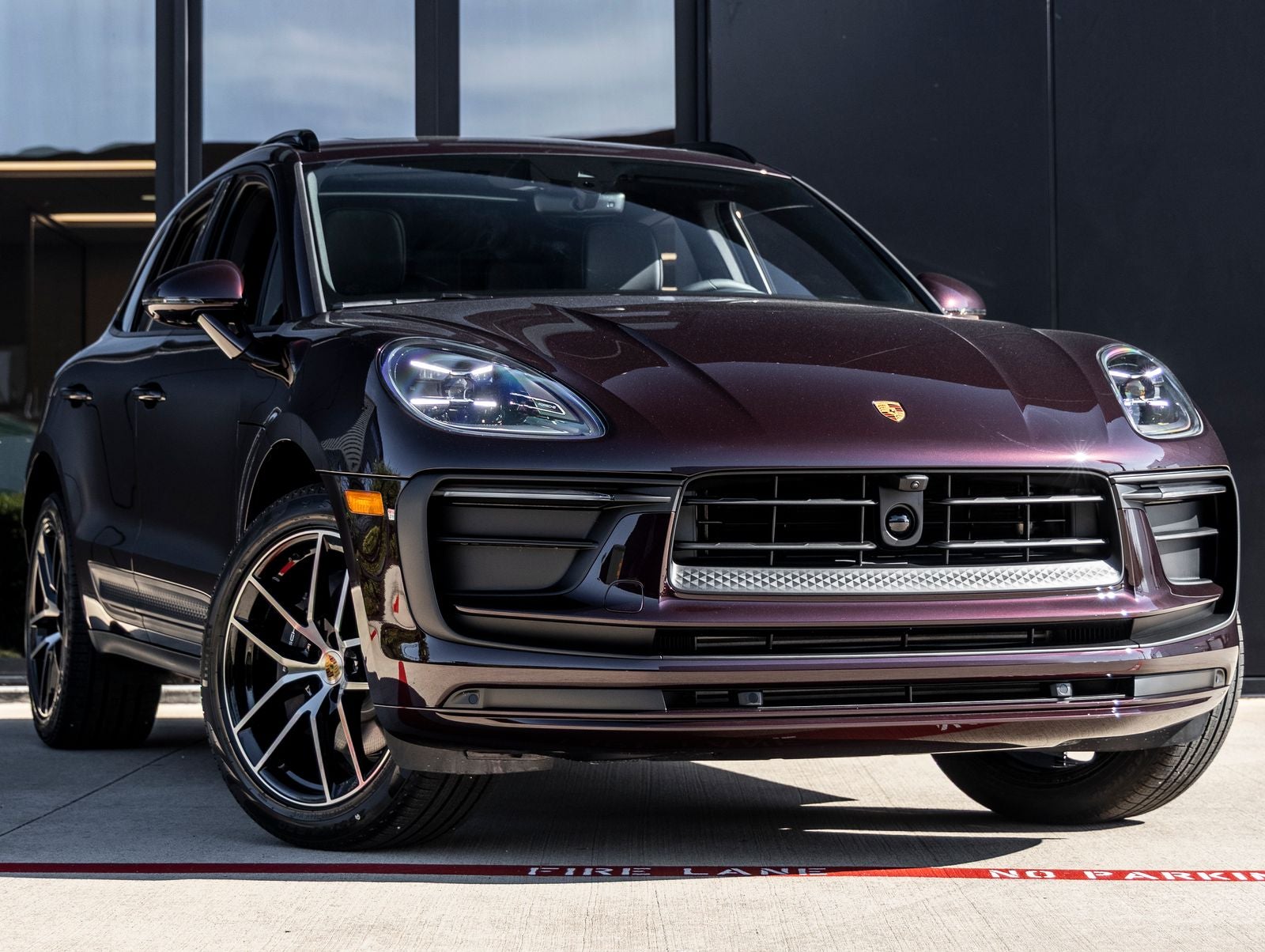 2026 Porsche Macan Base