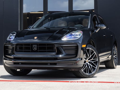 2026 Porsche Macan Base