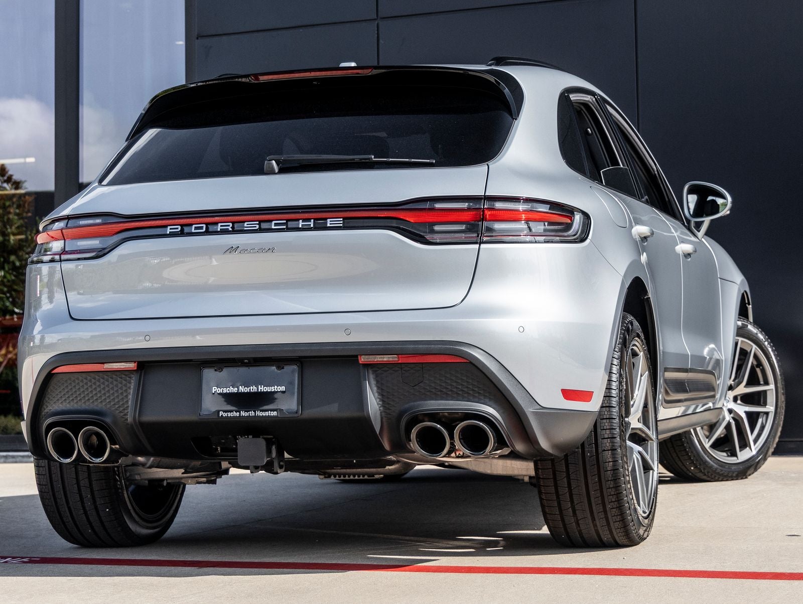 2026 Porsche Macan Macan