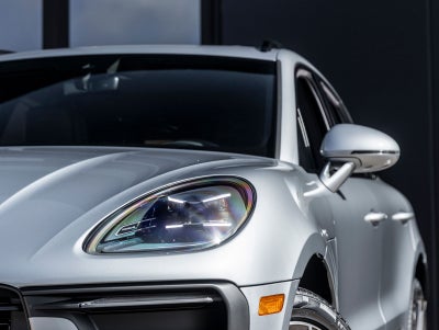 2026 Porsche Macan Macan
