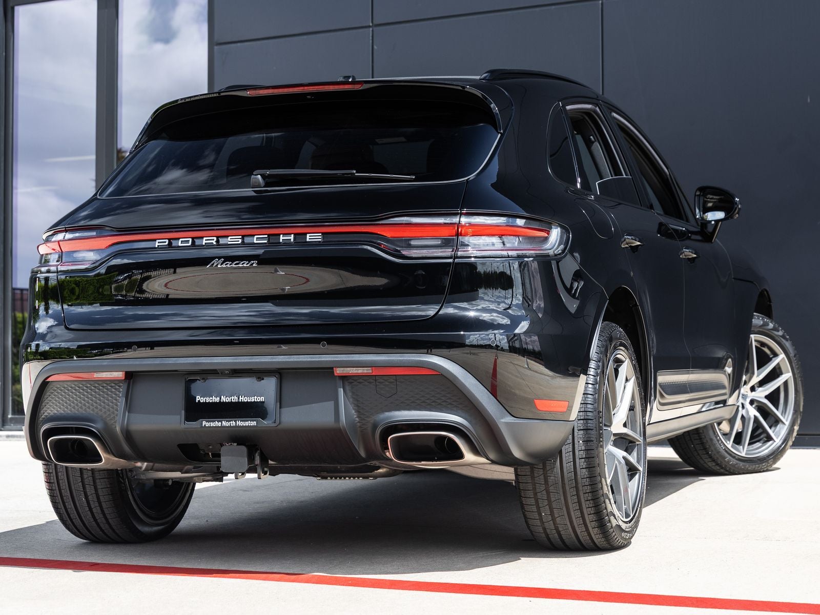 2026 Porsche Macan Macan