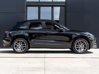 2026 Porsche Macan Macan