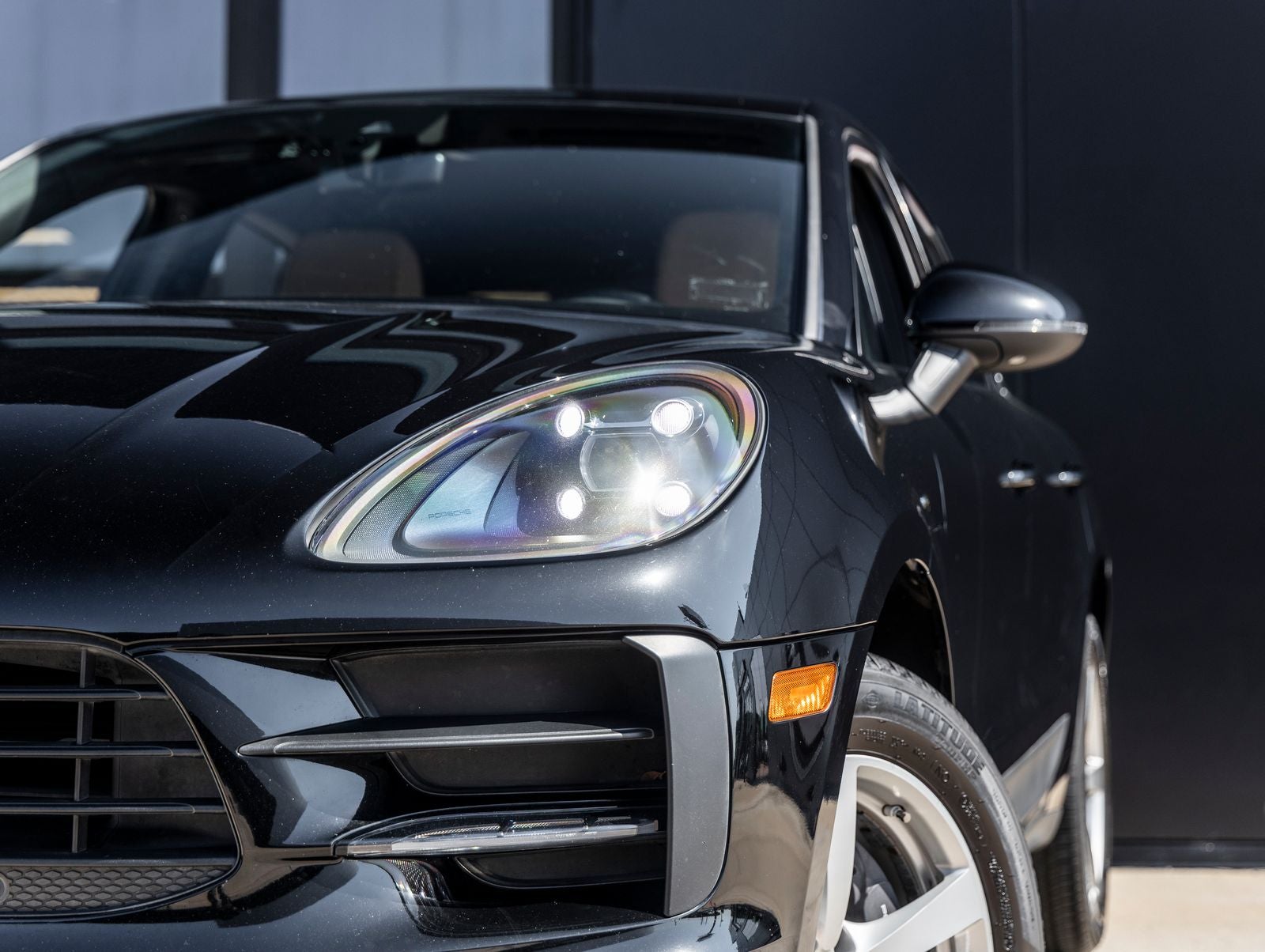 2020 Porsche Macan Macan