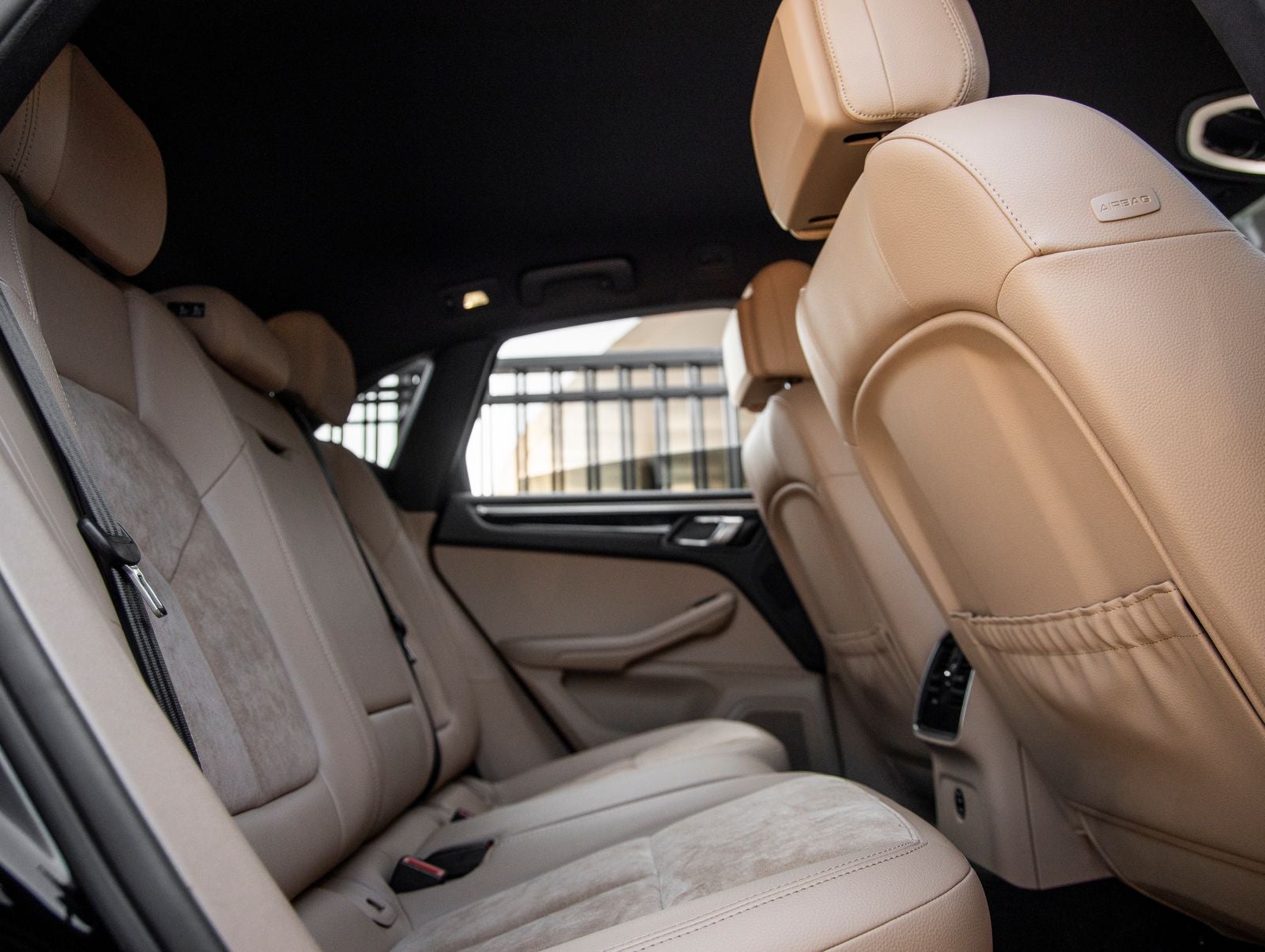 2020 Porsche Macan Macan