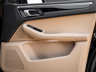 2020 Porsche Macan Macan