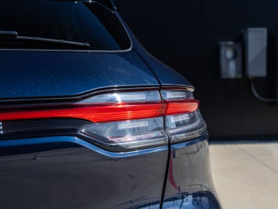 2021 Porsche Macan Macan