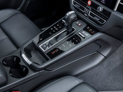 2025 Porsche Macan Macan