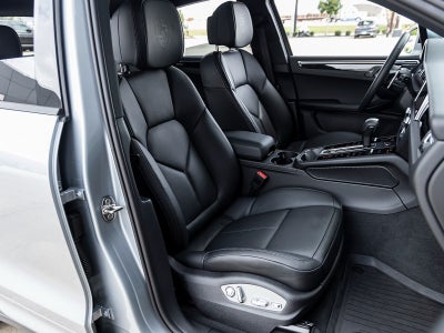 2025 Porsche Macan Macan