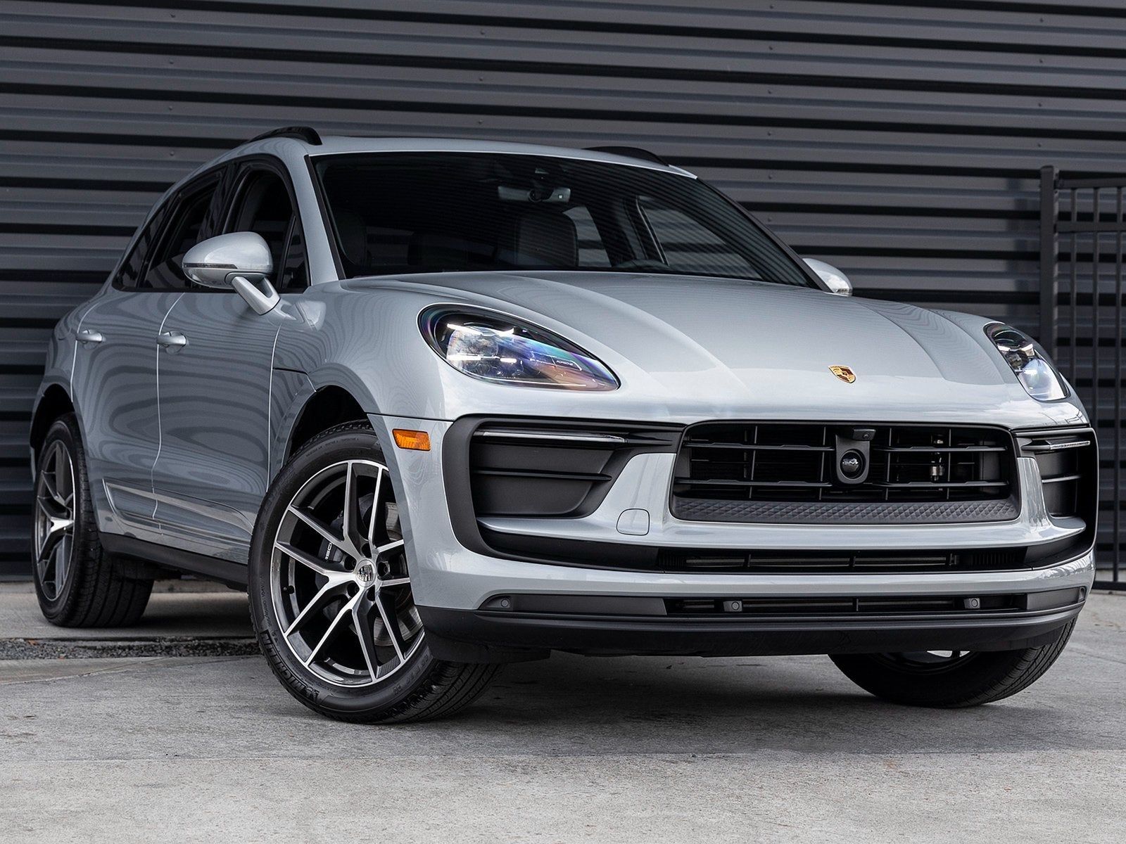 2025 Porsche Macan Macan