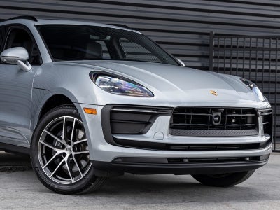 2025 Porsche Macan Macan