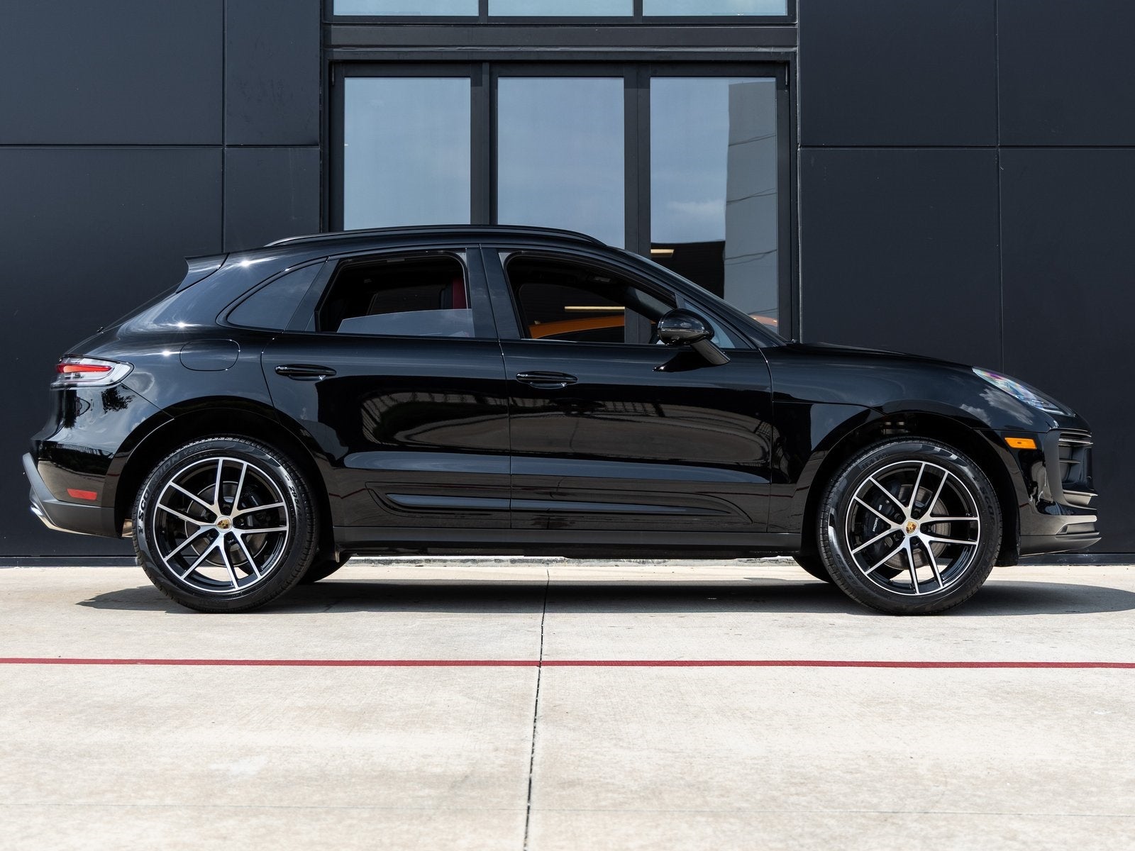 2025 Porsche Macan Macan