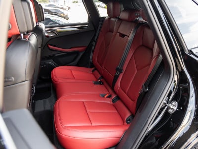 2025 Porsche Macan Macan