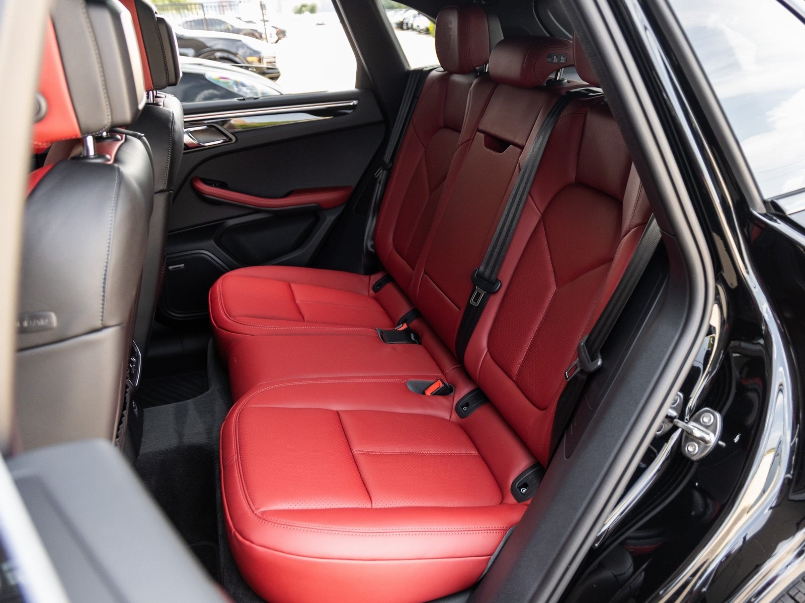 2025 Porsche Macan Macan