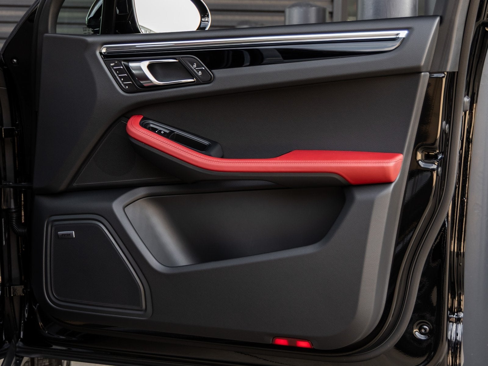 2025 Porsche Macan Macan