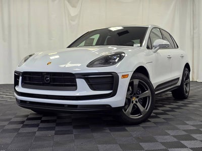 2026 Porsche Macan AWD