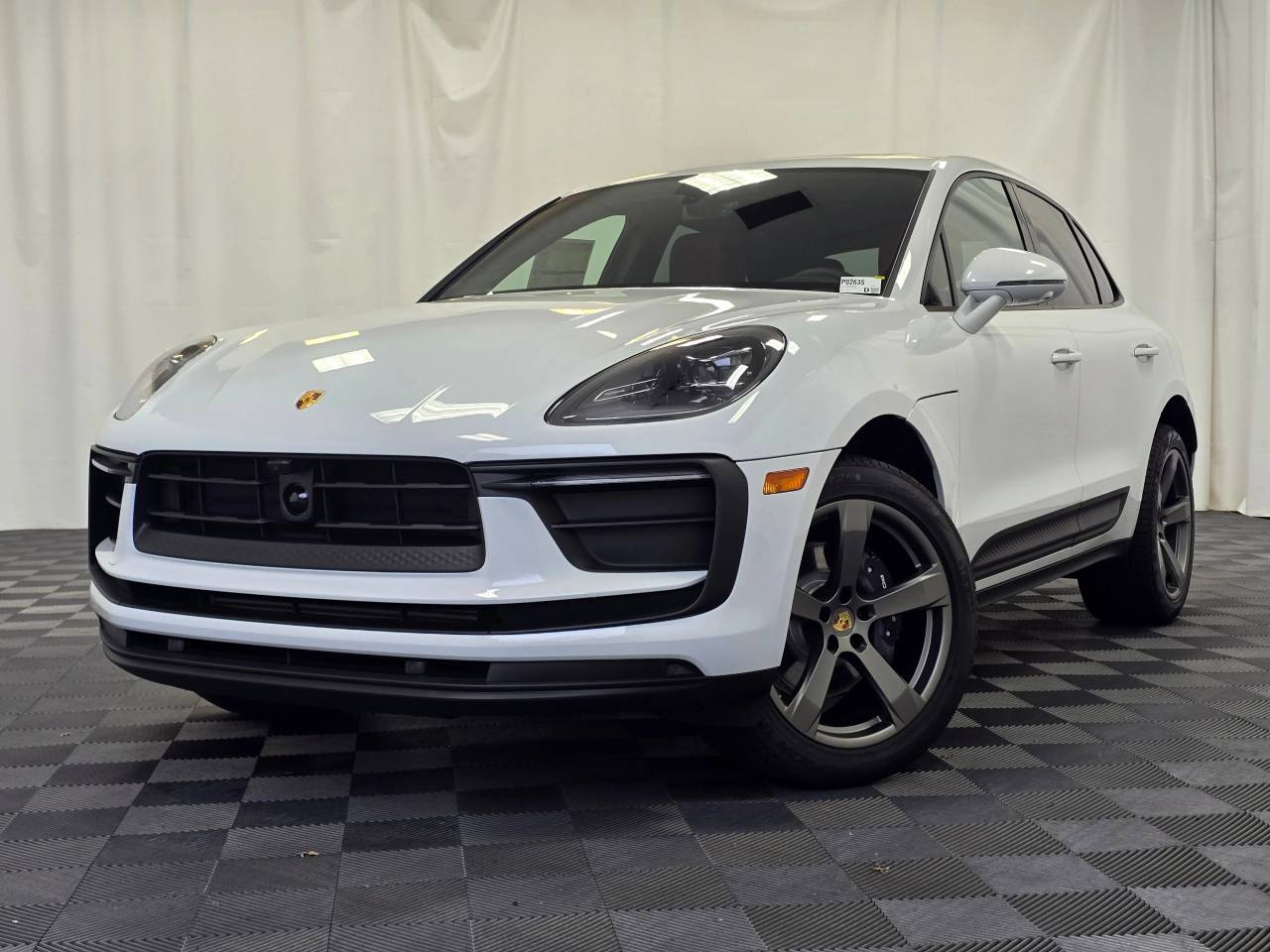 2026 Porsche Macan AWD