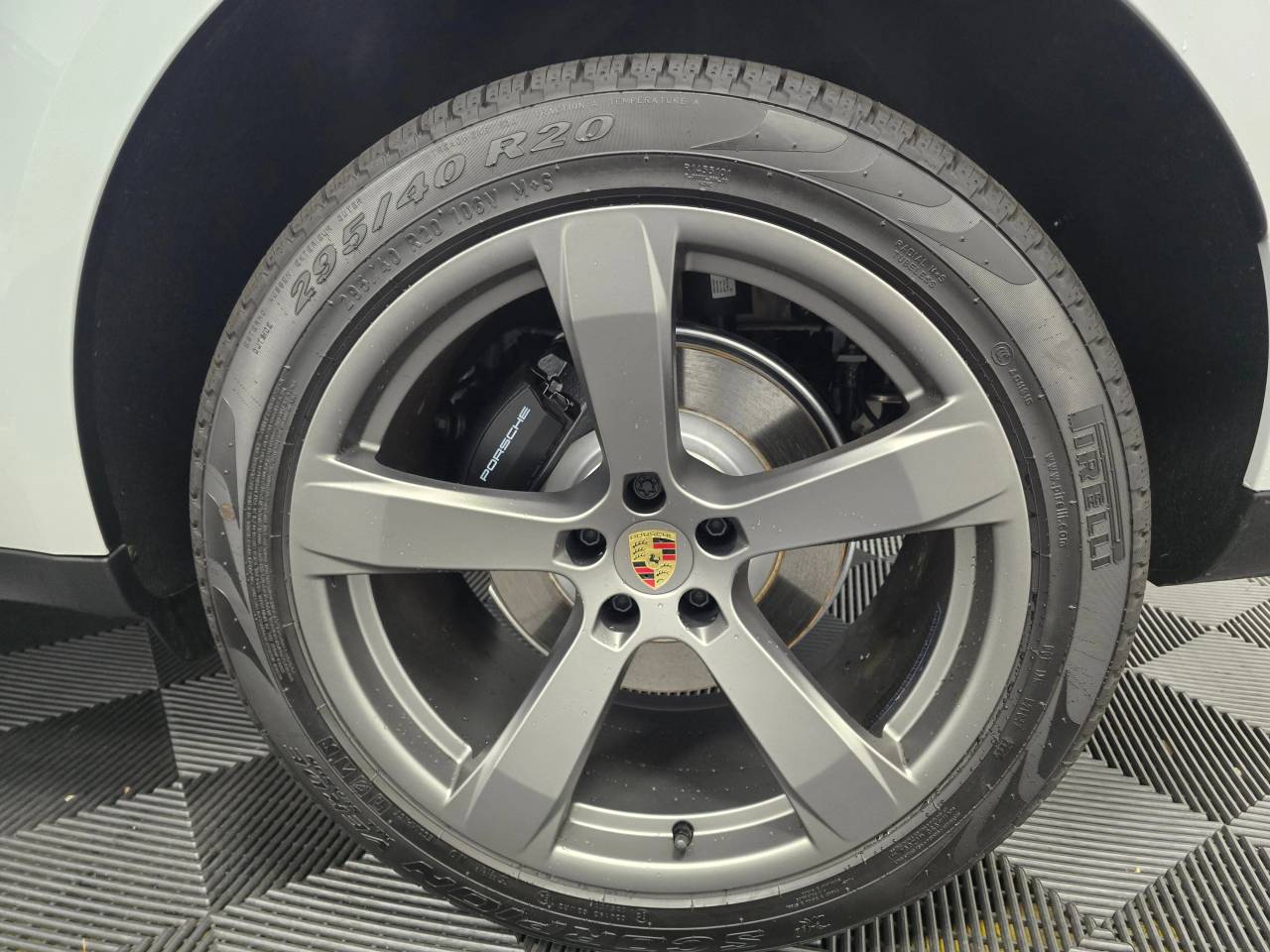 2026 Porsche Macan AWD