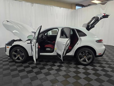 2026 Porsche Macan AWD