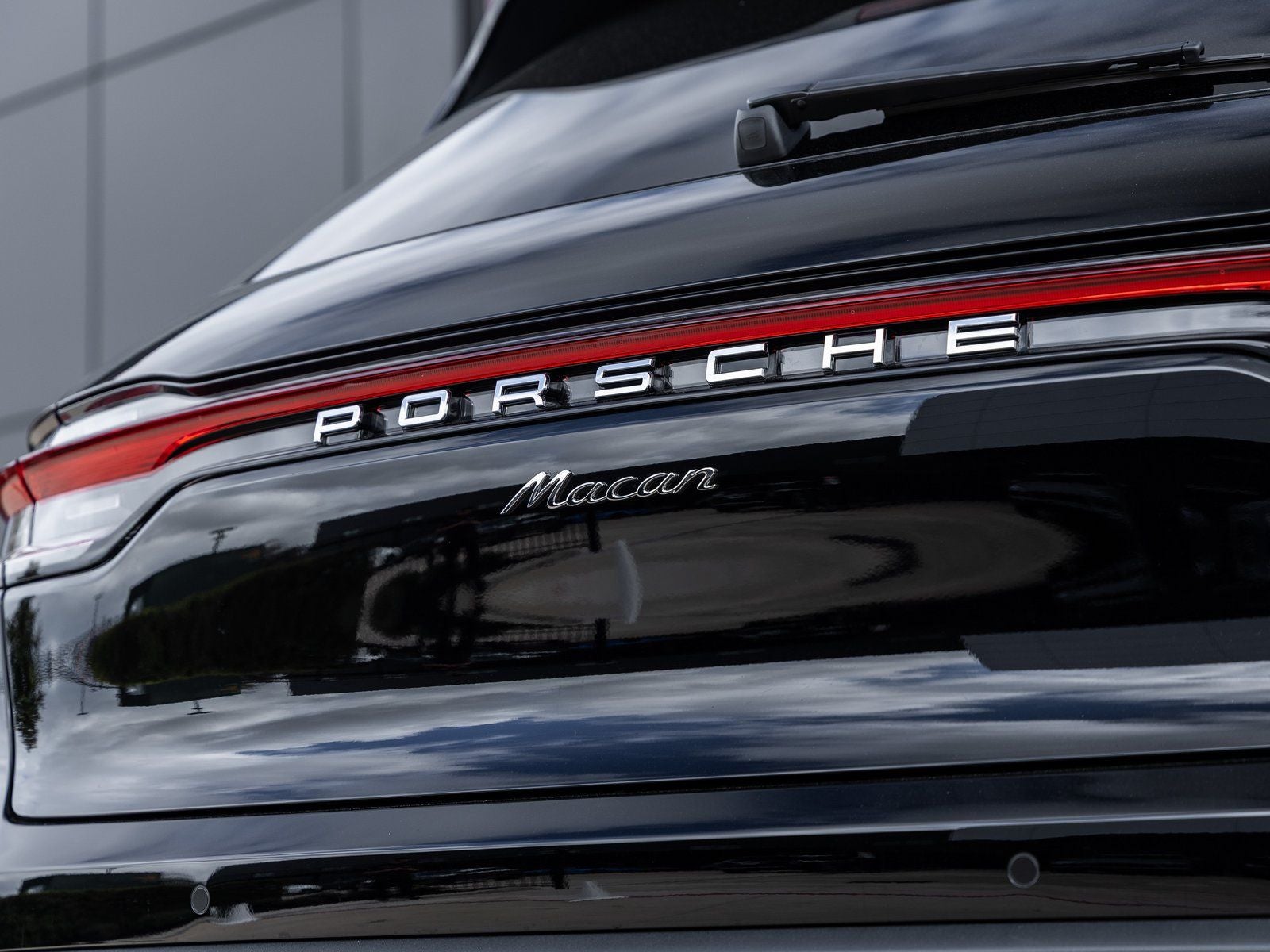 2026 Porsche Macan Macan
