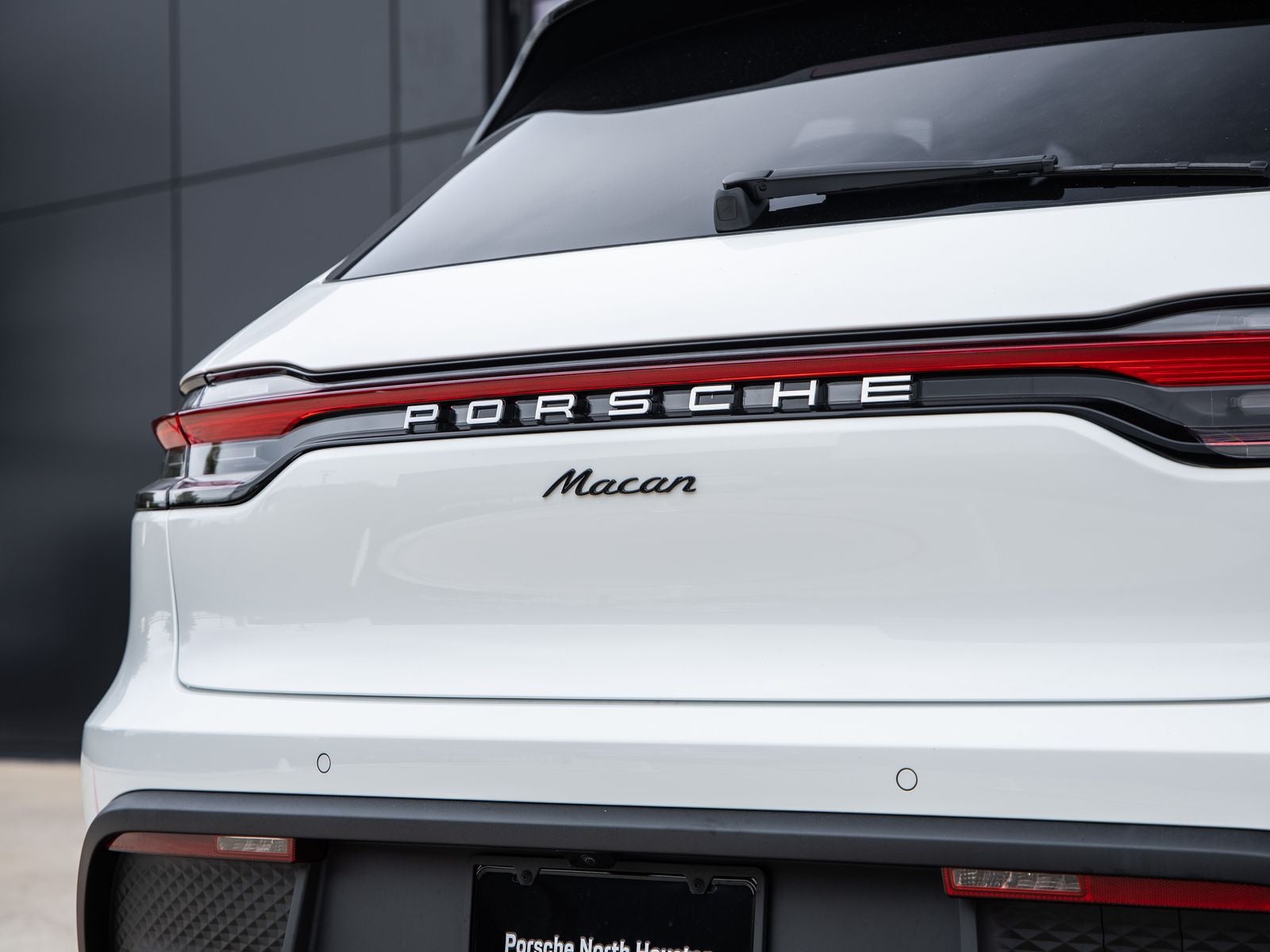 2026 Porsche Macan AWD