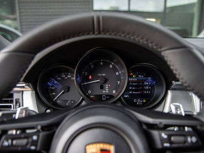 2026 Porsche Macan AWD