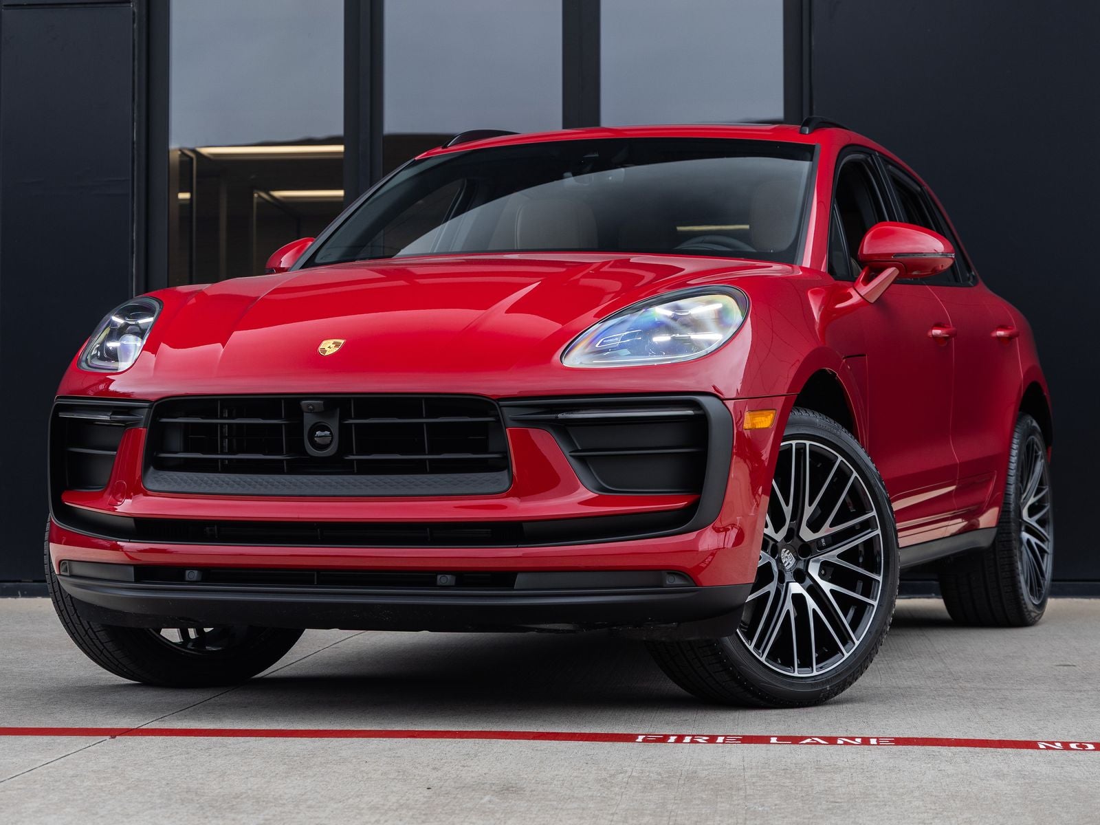 2026 Porsche Macan AWD