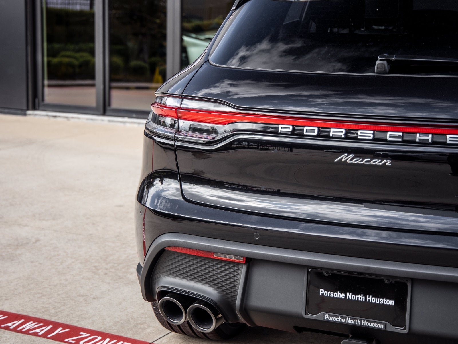 2026 Porsche Macan Macan