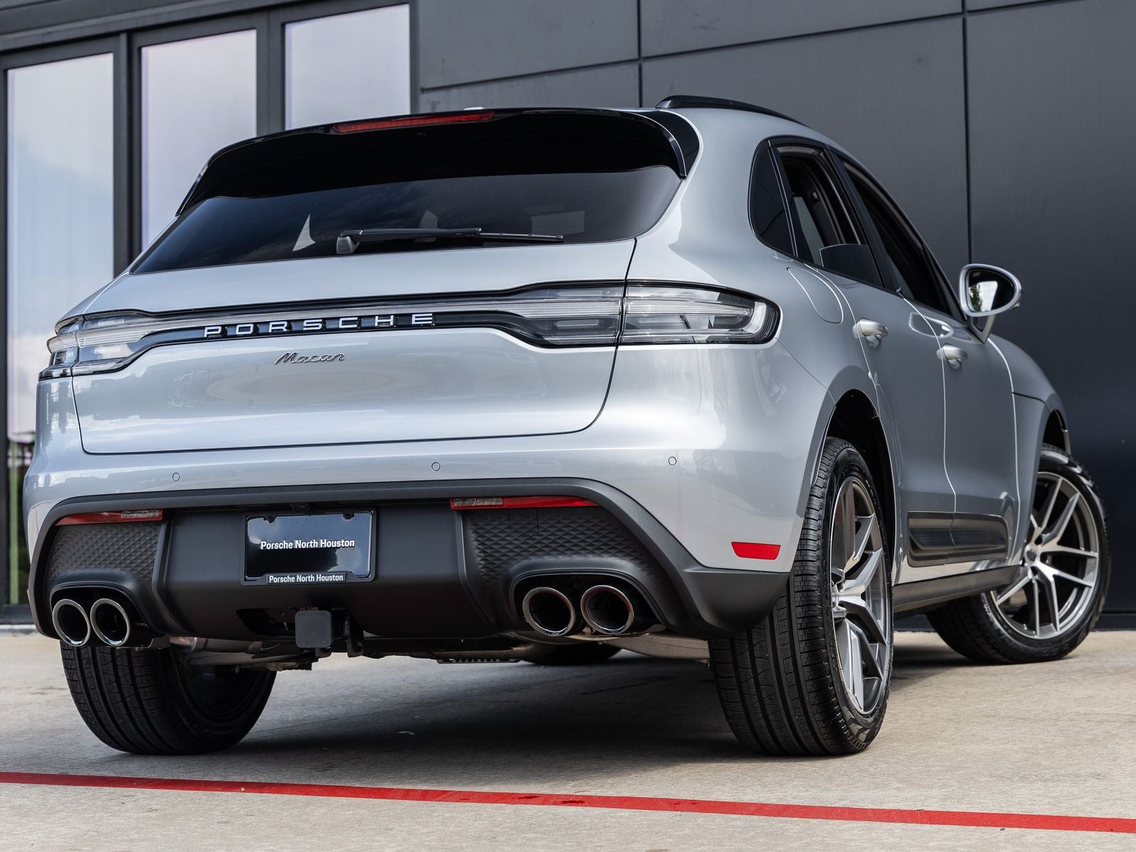 2026 Porsche Macan Macan