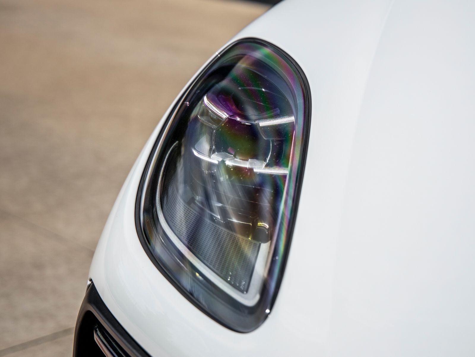 2023 Porsche Macan AWD