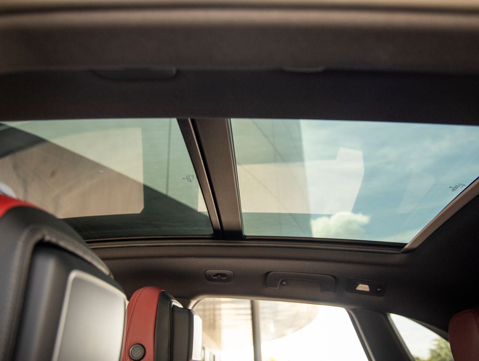 2023 Porsche Macan AWD