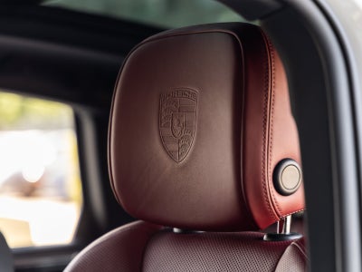 2023 Porsche Macan Macan