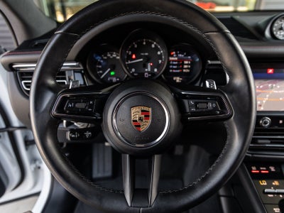 2023 Porsche Macan Macan