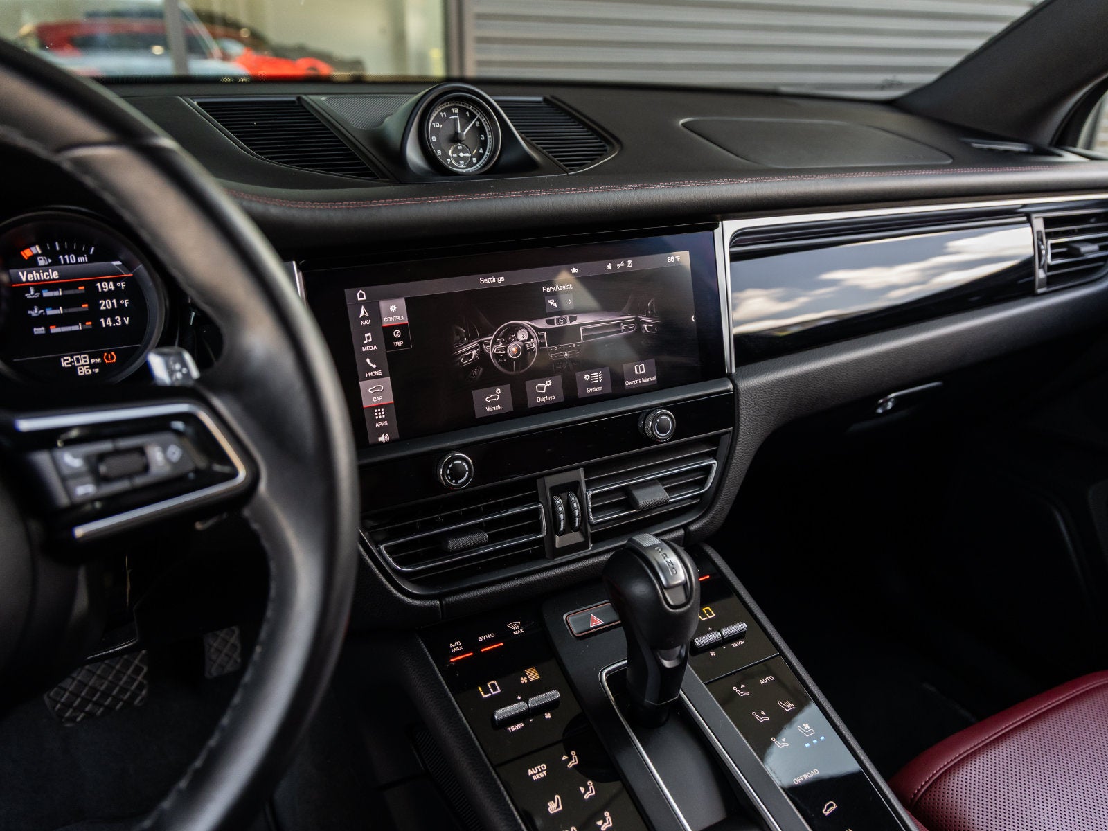 2023 Porsche Macan Macan