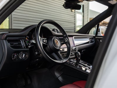 2023 Porsche Macan Macan