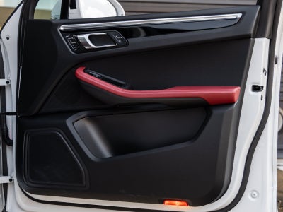 2023 Porsche Macan Macan