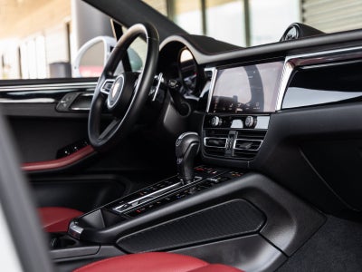 2023 Porsche Macan Macan