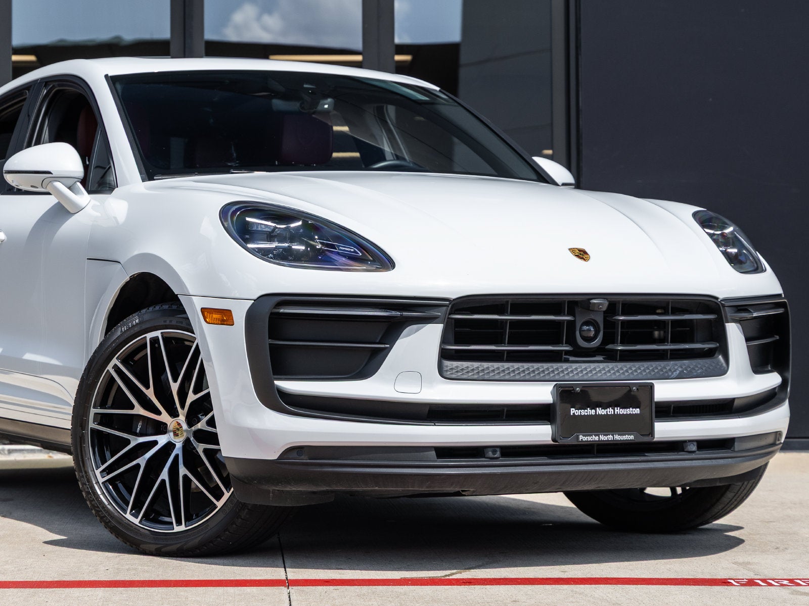 2023 Porsche Macan Macan