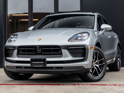 2024 Porsche Macan Base
