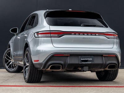 2024 Porsche Macan Base