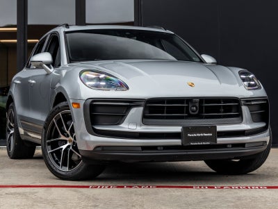 2024 Porsche Macan Base