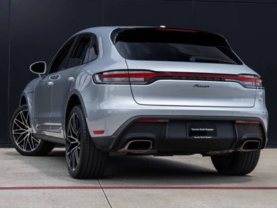 2025 Porsche Macan AWD