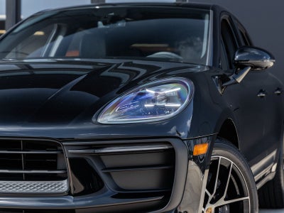2026 Porsche Macan Macan