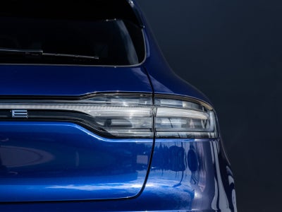 2026 Porsche Macan Macan