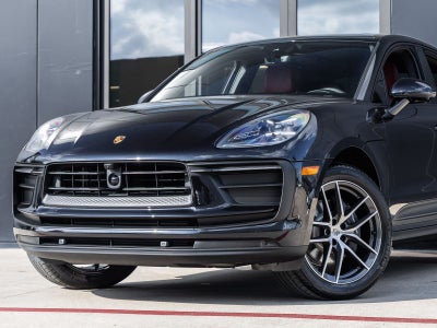 2026 Porsche Macan AWD